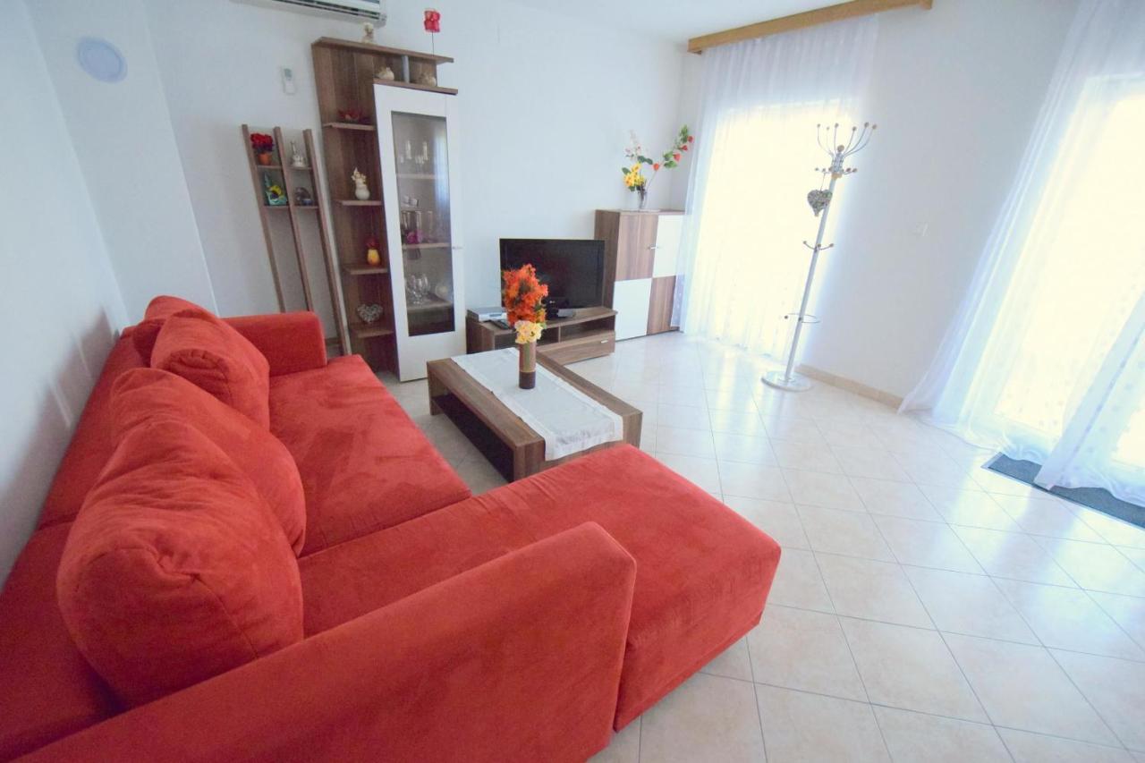 Apartments Gabrijel Малинска Экстерьер фото