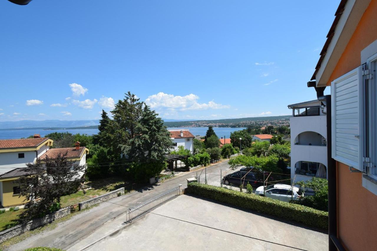 Apartments Gabrijel Малинска Экстерьер фото